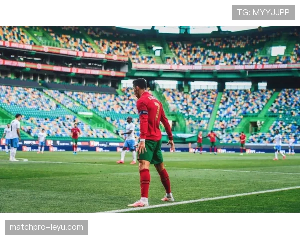 葡萄牙新星菲利克斯表现亮眼，未来发展备受期待