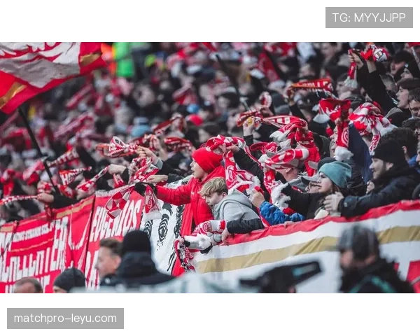 罗森博格德比引爆球迷热情,精彩对决备受期待 罗森博格德比引爆球迷热情,精彩对决备受期待