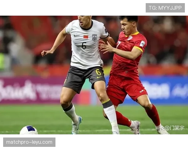 足坛新星闪耀赛场，年轻天才掀起青春风暴