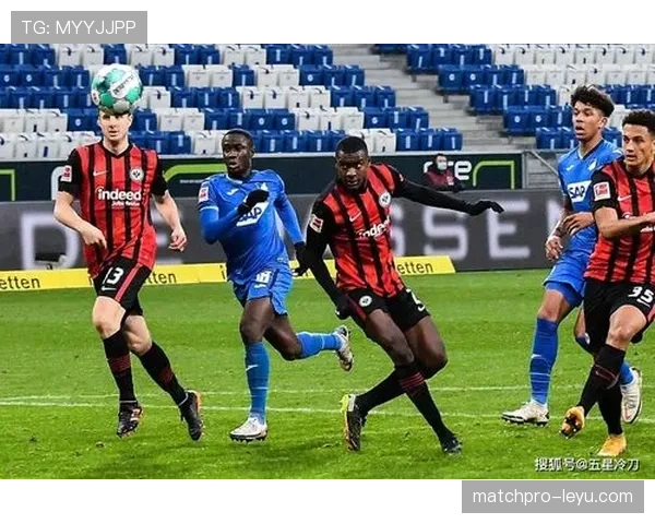 科斯蒂奇德甲闪耀，助球队稳步迈向欧战资格